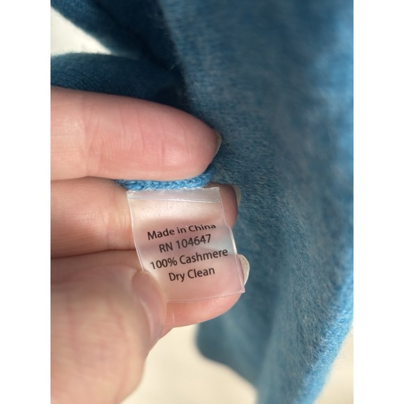 Kinross Cashmere Sweater V Neck Womens Small Blue Soft Cozy Quiet Luxury - Picture 4 of 7